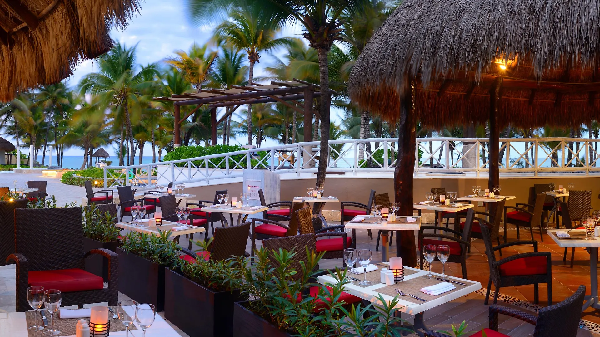 Catalonia Royal Tulum - Adults Only Otel Puerto Aventuras